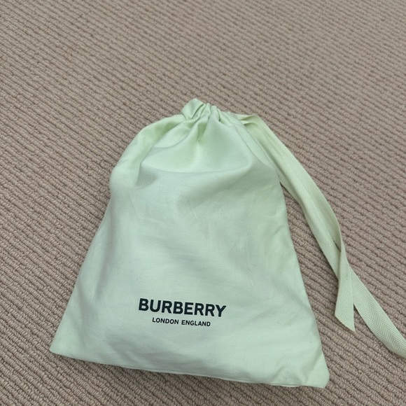 πBurberry Check wool silk check scarf - Picture 10 of 10